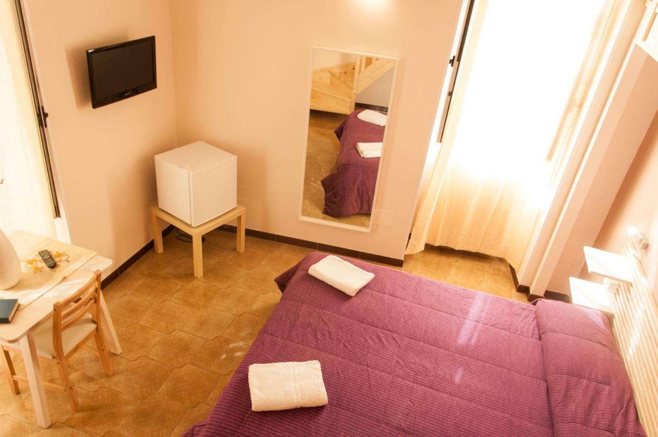 Rooms Palazzo Paladini レッチェ エクステリア 写真